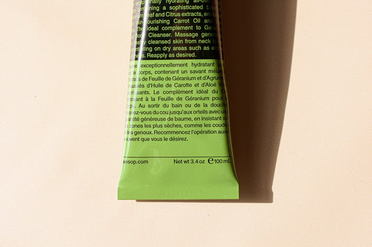 Illustration du guide Joly Beauty : Quels ingrédients faut-il regarder dans une colle à faux cils 