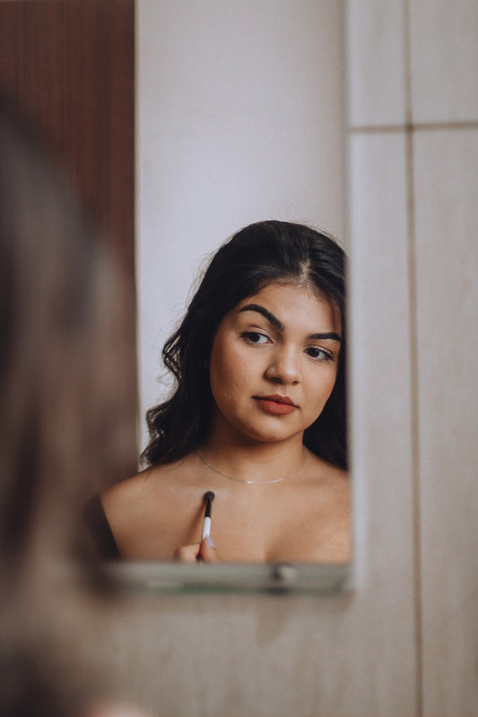 Photographie d’illustration du guide : Les faux cils pré-collés sont-ils adaptés aux débutantes 
