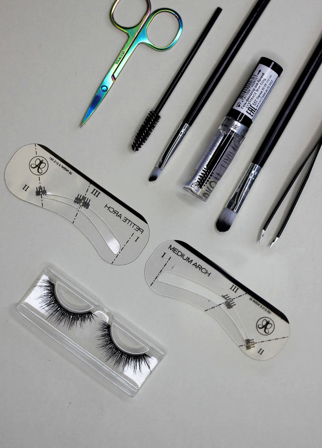 Photographie d’illustration du guide : Peut-on couper des faux cils pré-collés pour les adapter à son œil 