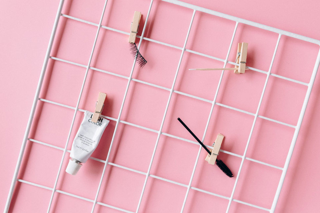 Photographie d’illustration du guide : Comment nettoyer des faux cils magnétiques 
