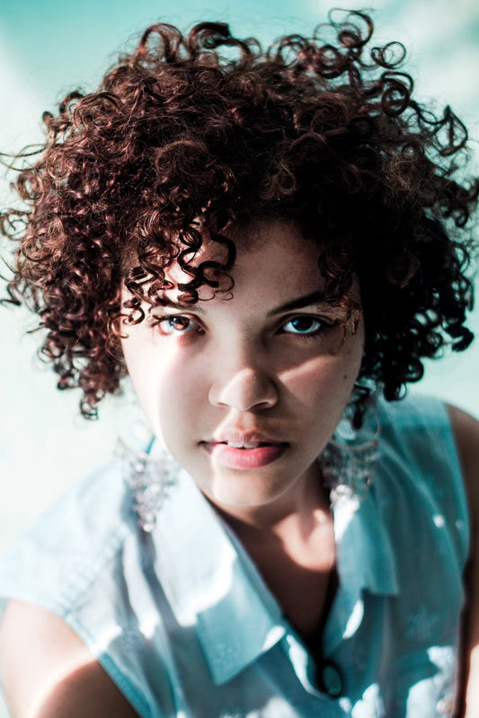 Photographie d’illustration du guide : Quels faux cils choisir pour des yeux rapprochés 